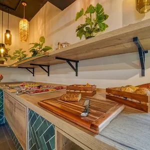 Vienna House Easy By Wyndham Hotel