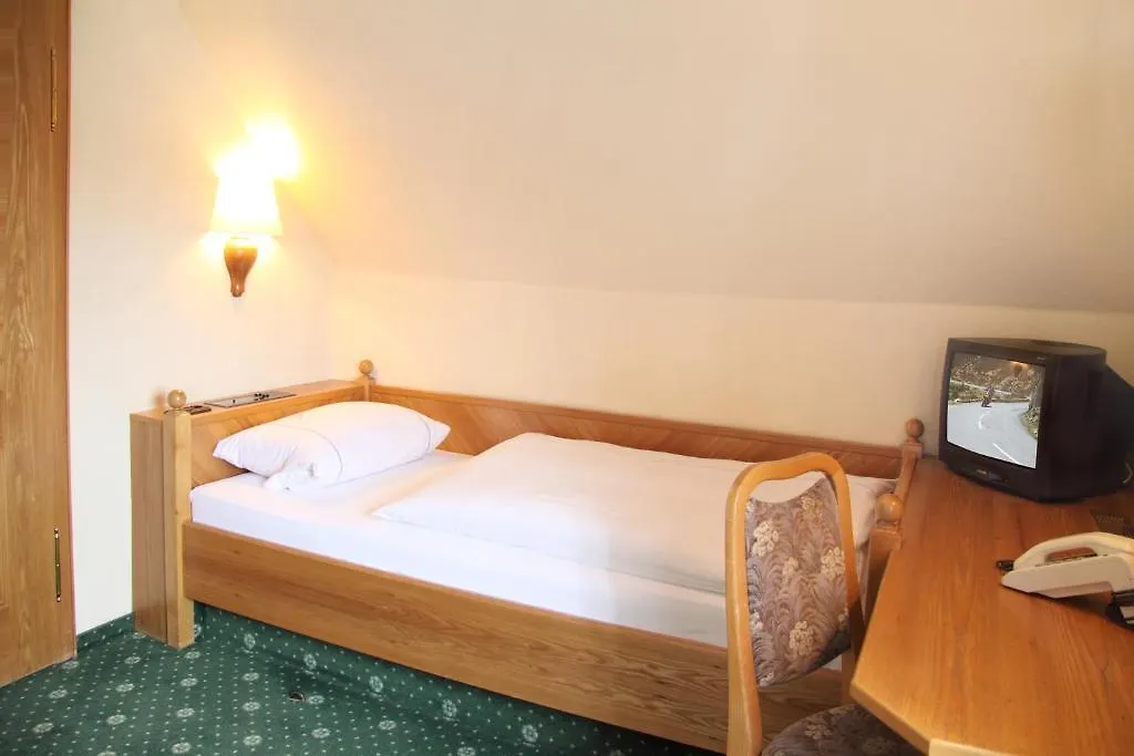 Chalet Zum Kurfuerst Oberschleißheim