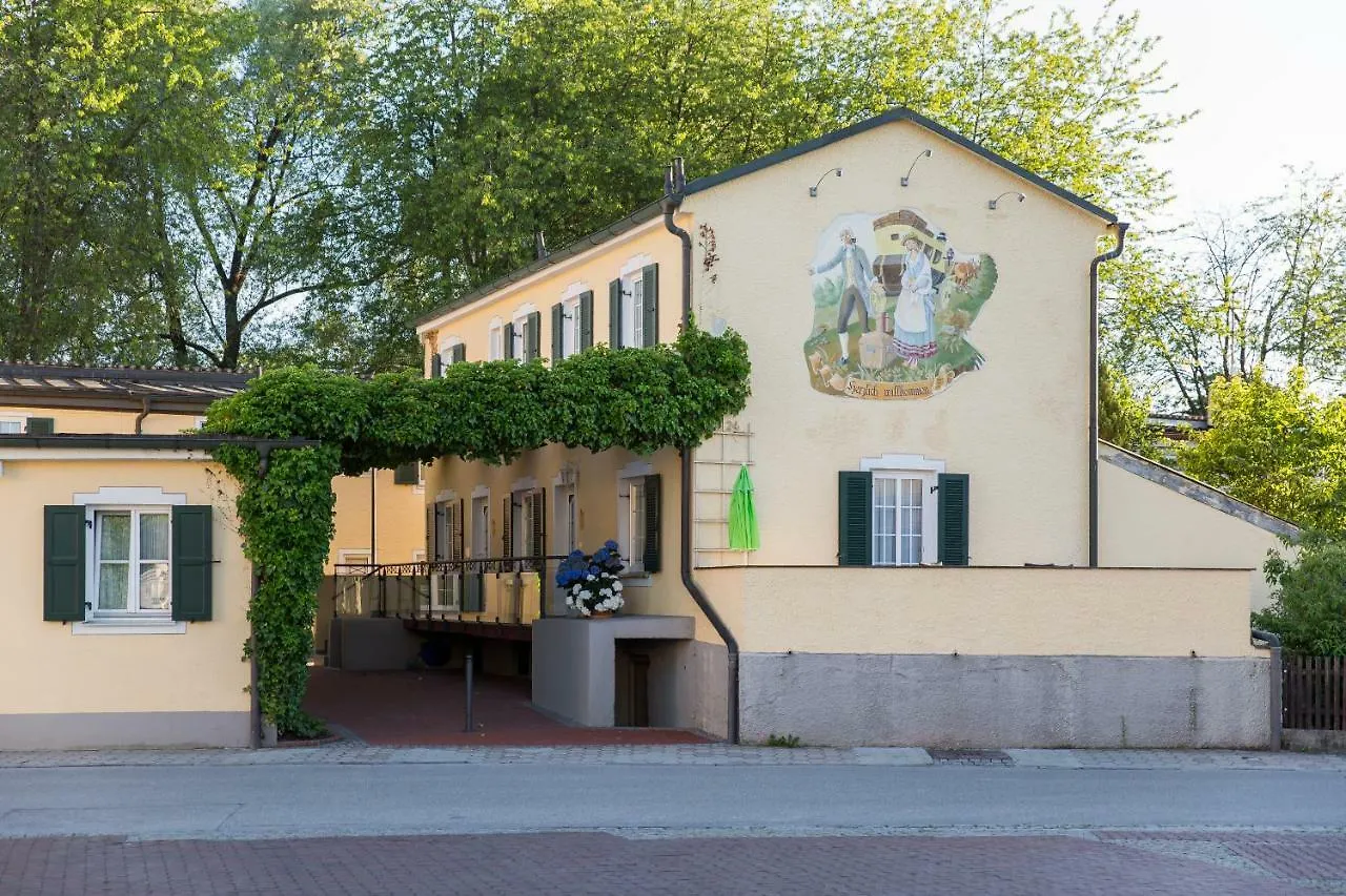 Chalet Zum Kurfuerst Oberschleißheim
